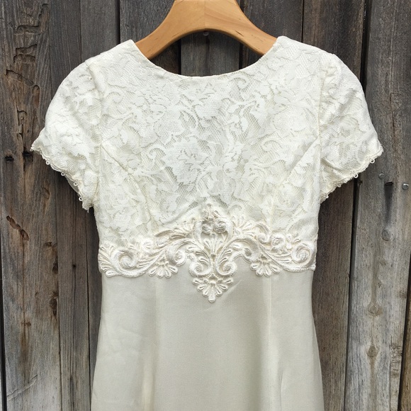 Vintage 80’s Scott McClintock Lace Maxi Dress Cream 4 - Picture 2 of 15